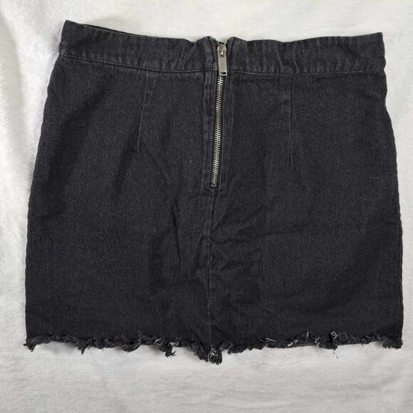 Fantastic Fawn Women's size L Black Wash Jean Mini Skirt Lace‎ Up Frayed Hemline - Picture 2 of 8